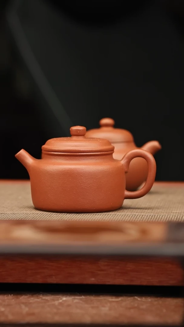 茶壶紫砂生砂朱泥德中130毫升