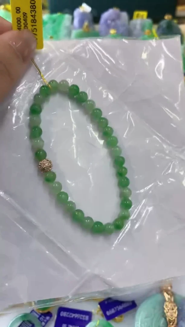 翡翠未镶嵌吊坠(不含链)缅甸翡翠手链