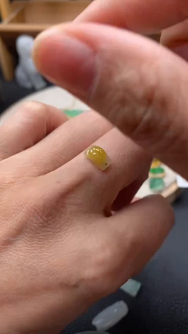 【闪购商品】翡翠颈饰未镶嵌翡翠净货27372