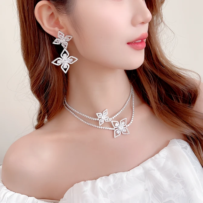 铜合金锆石项链 春季新款时尚气质镂空花朵项链 轻奢高级感锁骨链