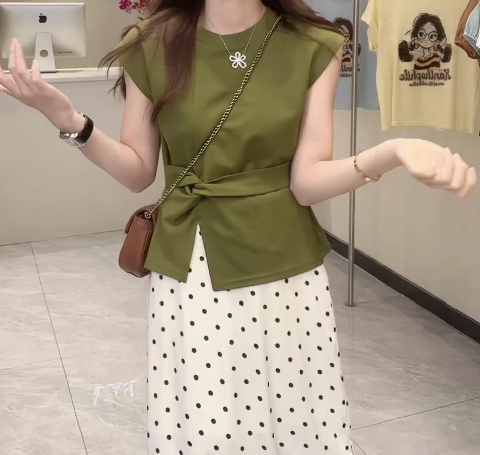 【魅力磁场】25616夏季新款飞飞袖掐腰扭结开叉下摆t恤