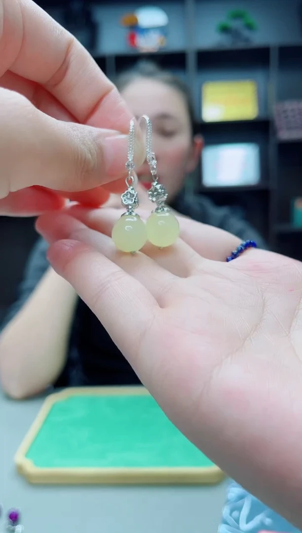 未镶嵌耳钉玛瑙/玉髓215