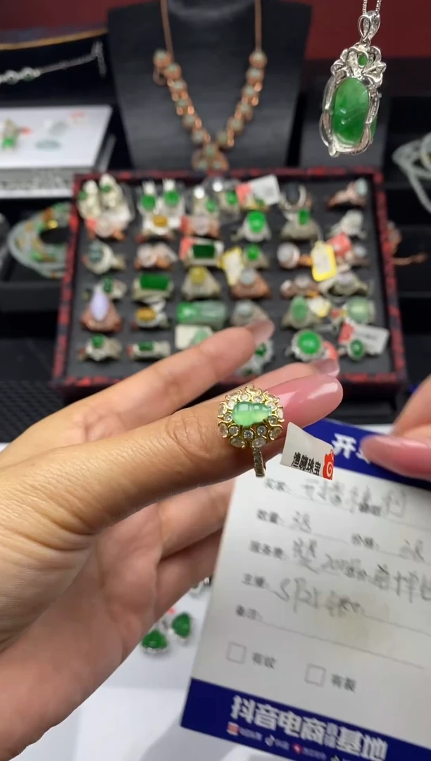 银S925镶嵌戒指翡翠1