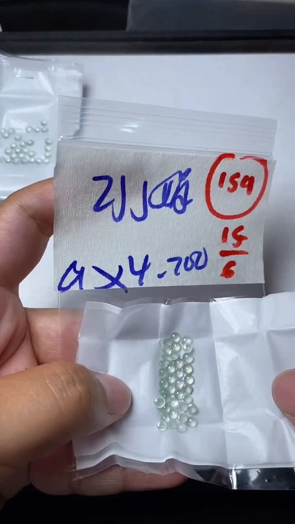 定制翡翠未镶嵌Z**娟缅甸天然翡翠A货154