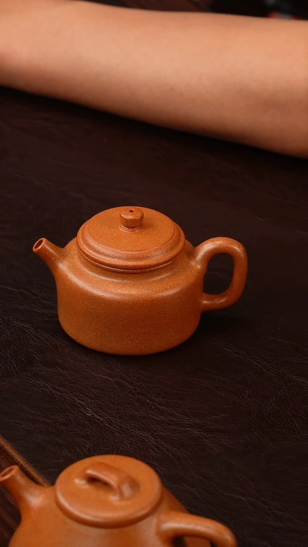 茶壶紫砂桃花泥德钟140cc