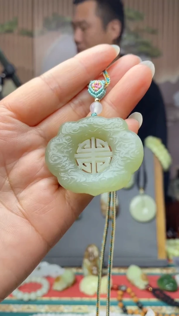 未镶嵌和田玉挂件拍一发一