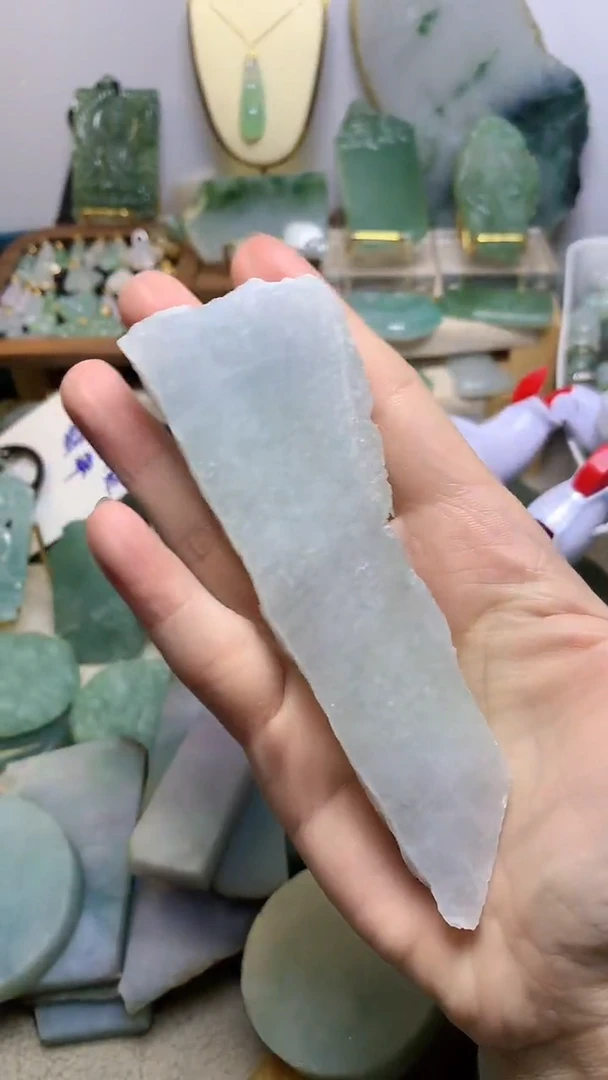 翡翠挂件未镶嵌缅甸A货翡翠，没有运费险
