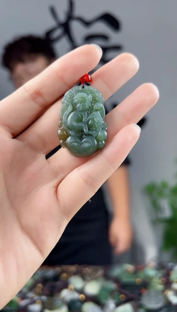 未镶嵌和田玉挂件拍一发一，多样性发货