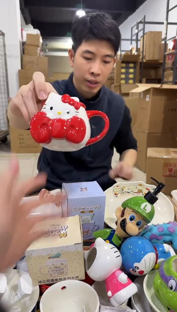 瓷片kt猫大蝴蝶结水杯