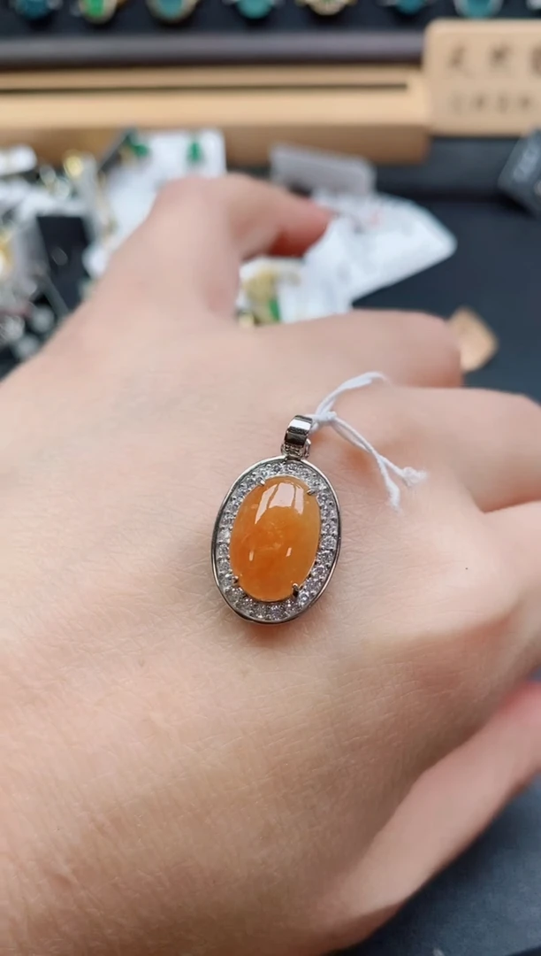 吊坠(赠链)银S925镶嵌翡翠1