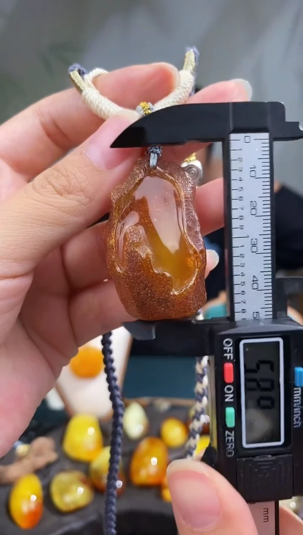 裸石琥珀未镶嵌基地发货 一物一证 顺丰包邮