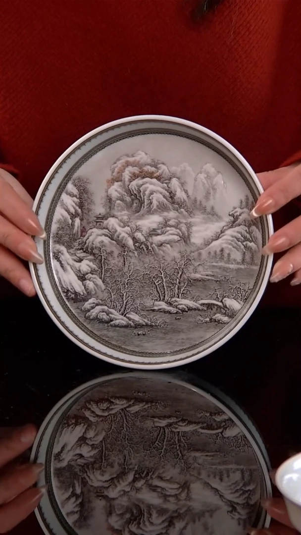 雾雪山坊墨彩堆白雪景山水壶承