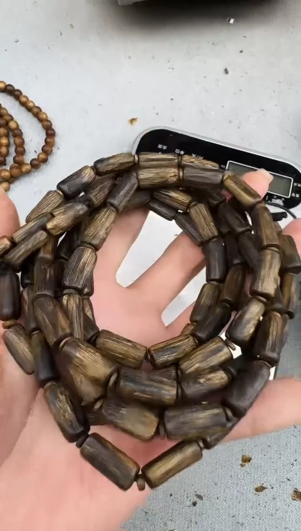 沉香手串28克白棋树心油随型多圈多样性发一