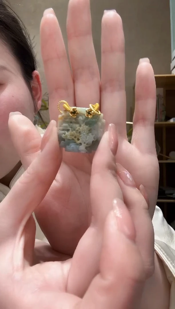 【闪购商品】翡翠颈饰未镶嵌吊坠