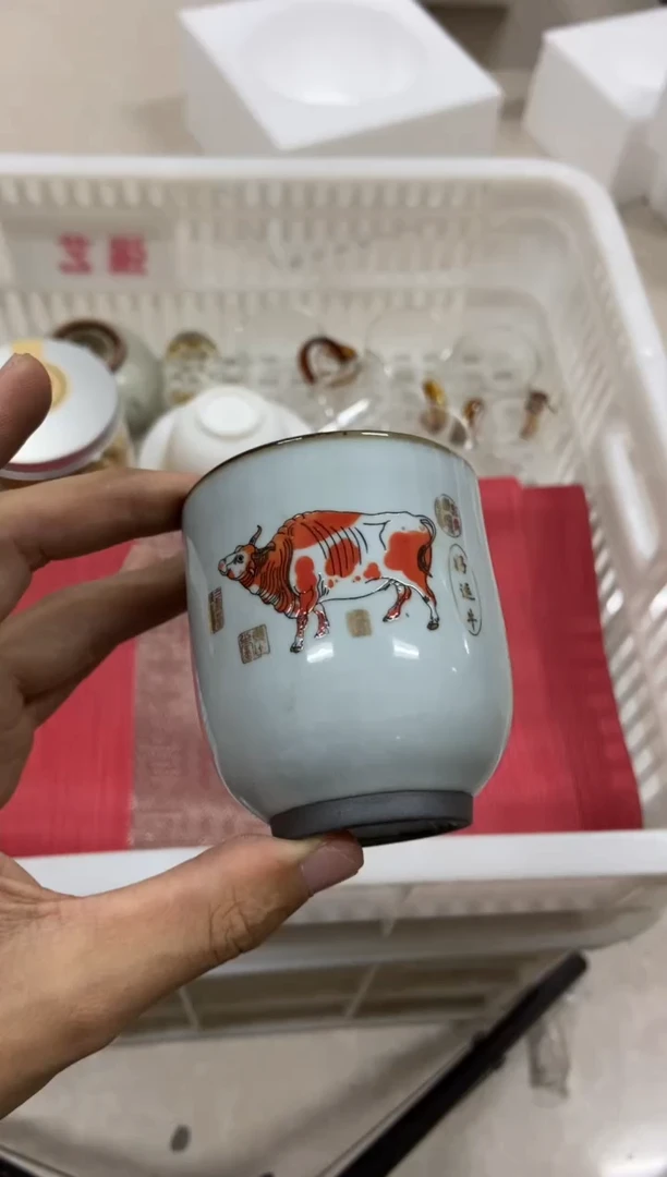 无运费险有瑕疵的摄影的产品有使用过的痕迹有点脏介意勿拍