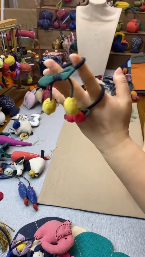 布艺头绳（樱桃1+黄郁金香1）