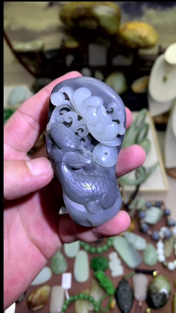 【闪购商品】和田玉颈饰未镶嵌子料青花把件