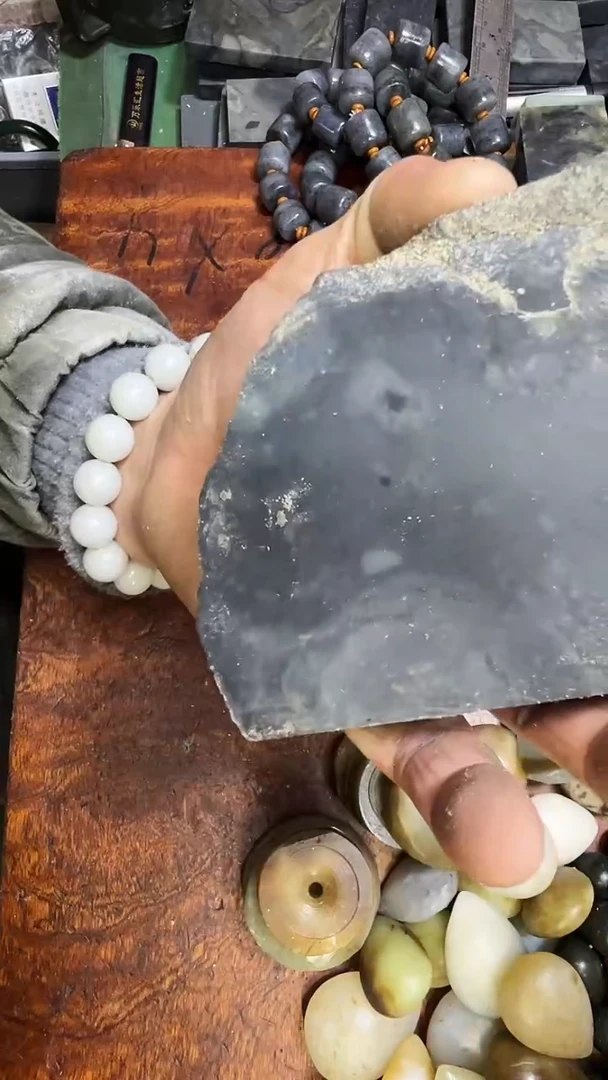 未镶嵌和田玉珠宝半成品1