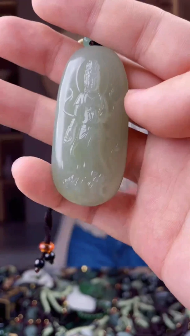 颈饰未镶嵌和田玉拍一发一，多样性发货