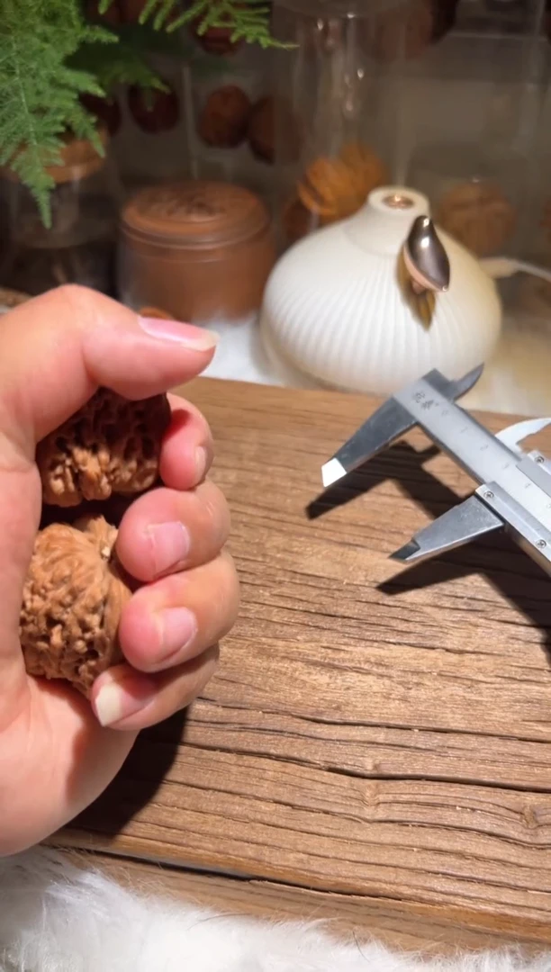 【闪购商品】文玩核桃吊坠三棱/运气