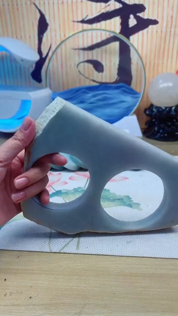翡翠未镶嵌颈饰分**后翡翠589