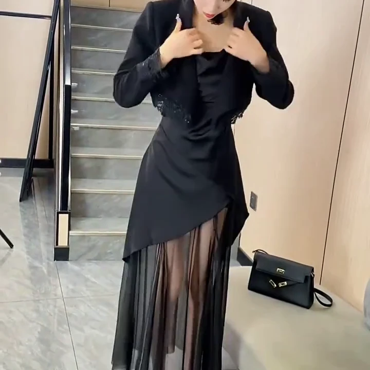 2025夏季新款时尚显瘦气质女士网红休闲洋气法式套装百搭D6309