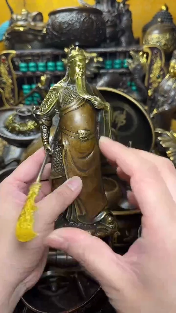 铜器摆件收收藏藏