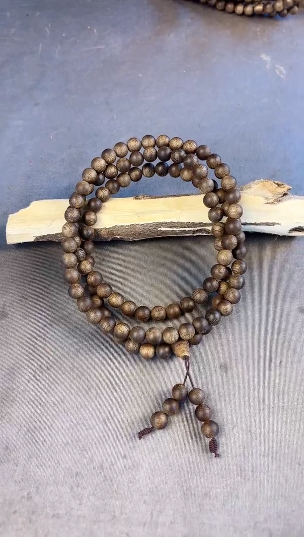 沉香沉香碎屑老白奇08圆珠多圈多样性发一