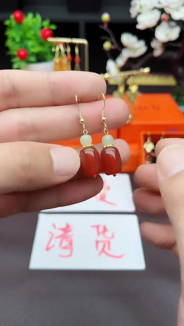 玛瑙/玉髓耳饰银S925镶嵌335000