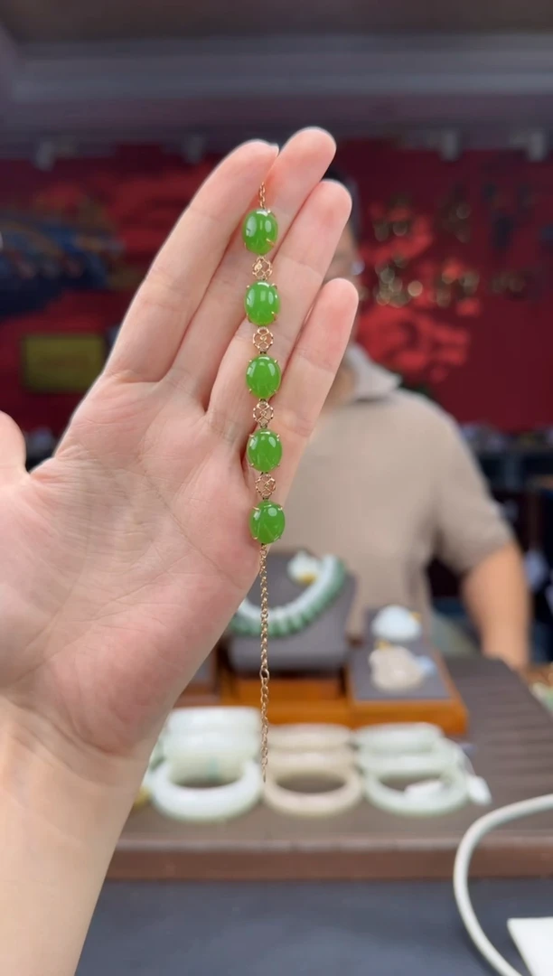 未镶嵌手串和田玉碧玉苹果绿蛋面手链