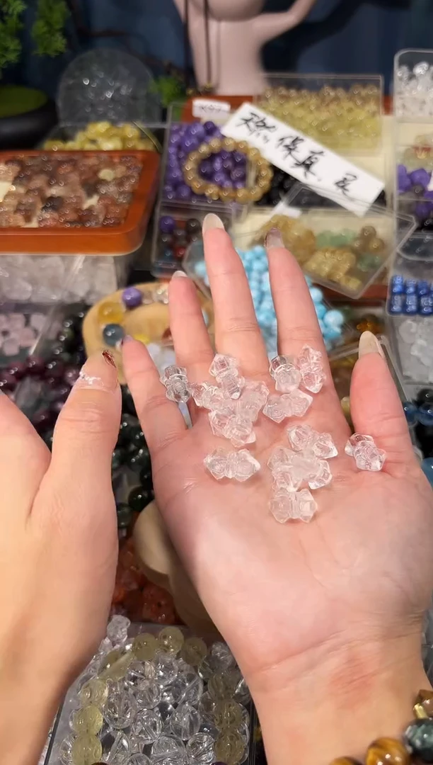 【闪购商品】水晶手串未镶嵌白水晶双尖杵一个