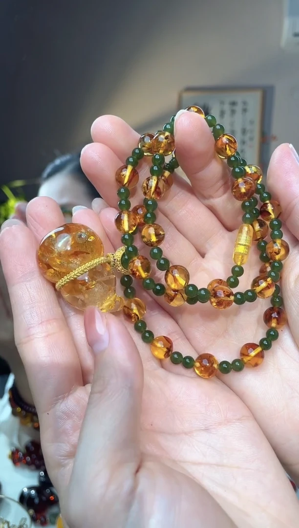 裸石琥珀未镶嵌花珀葫芦项链设计款