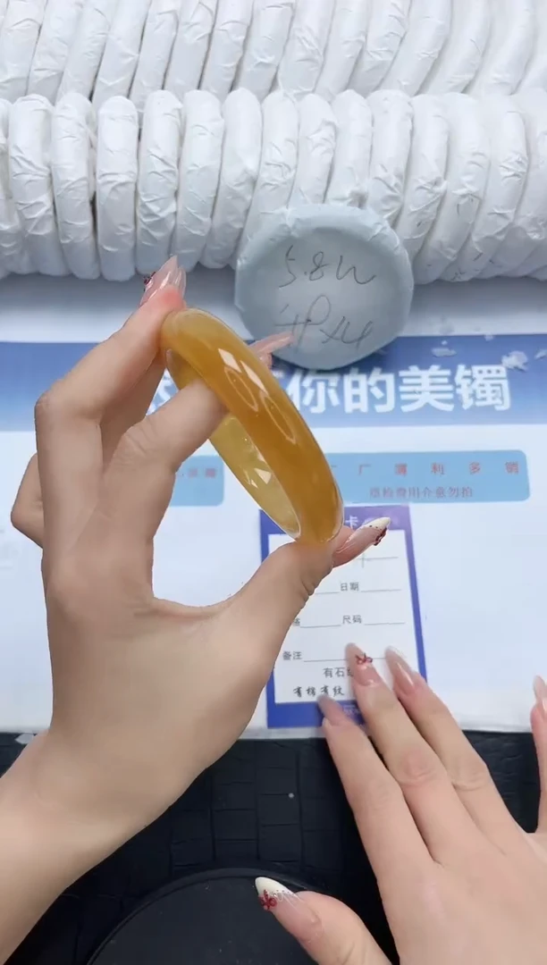 石英质玉未镶嵌手镯N221-60.7