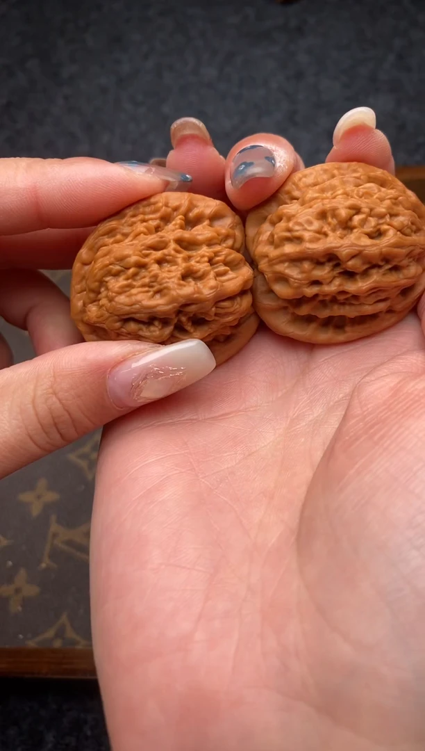 把件文玩核桃B73号37尺金公子