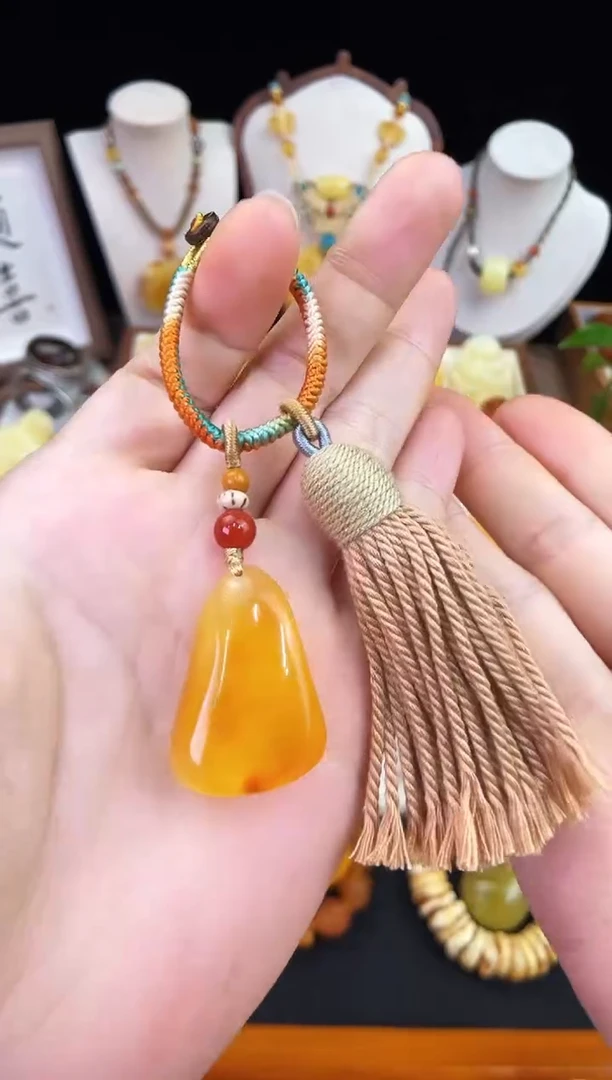 琥珀未镶嵌珠宝奇石柒月