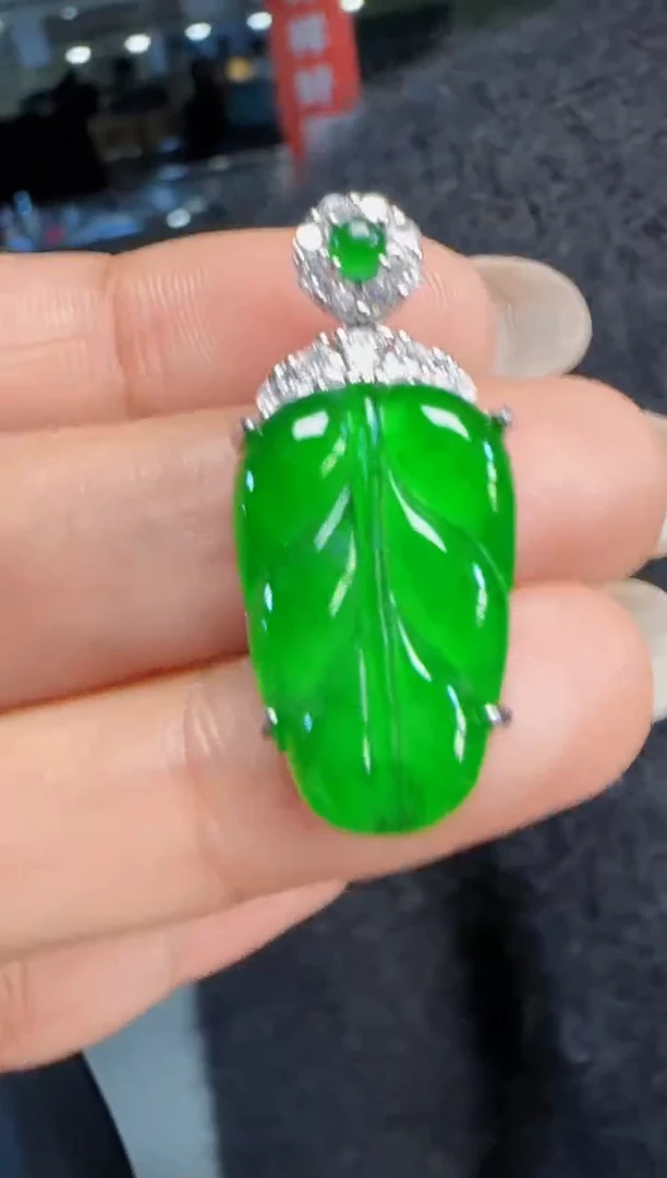 未镶嵌定制翡翠翡翠吊坠136