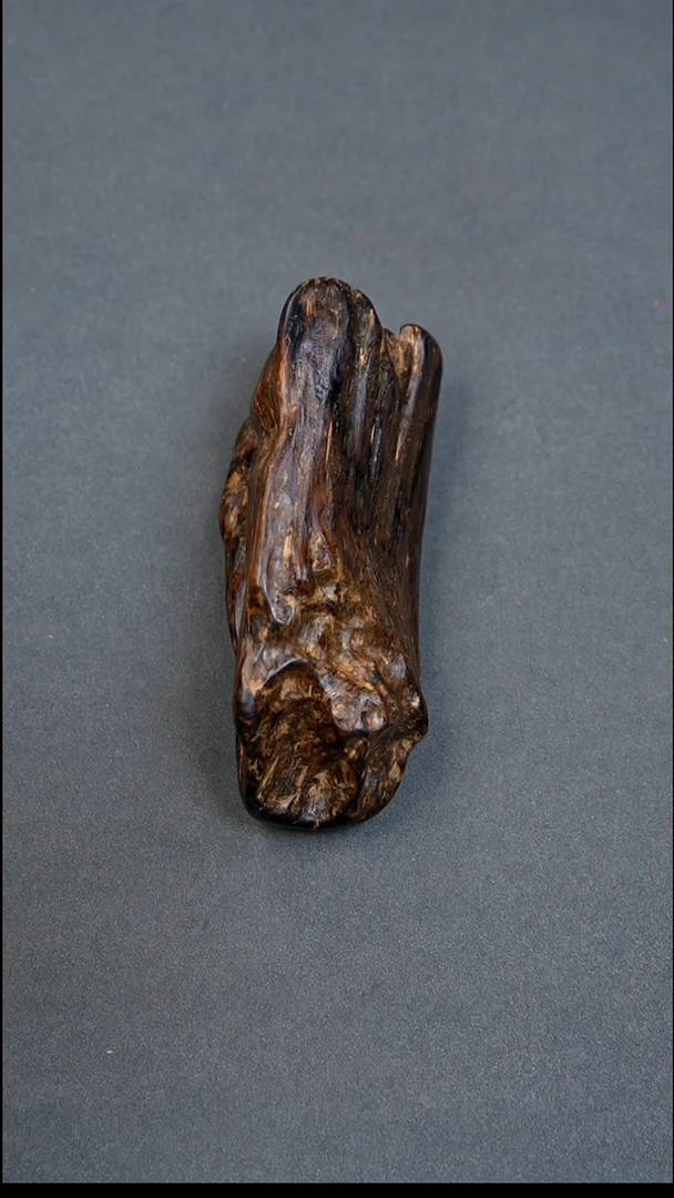 沉香沉香碎屑惠安系沉水大留疤37.15g