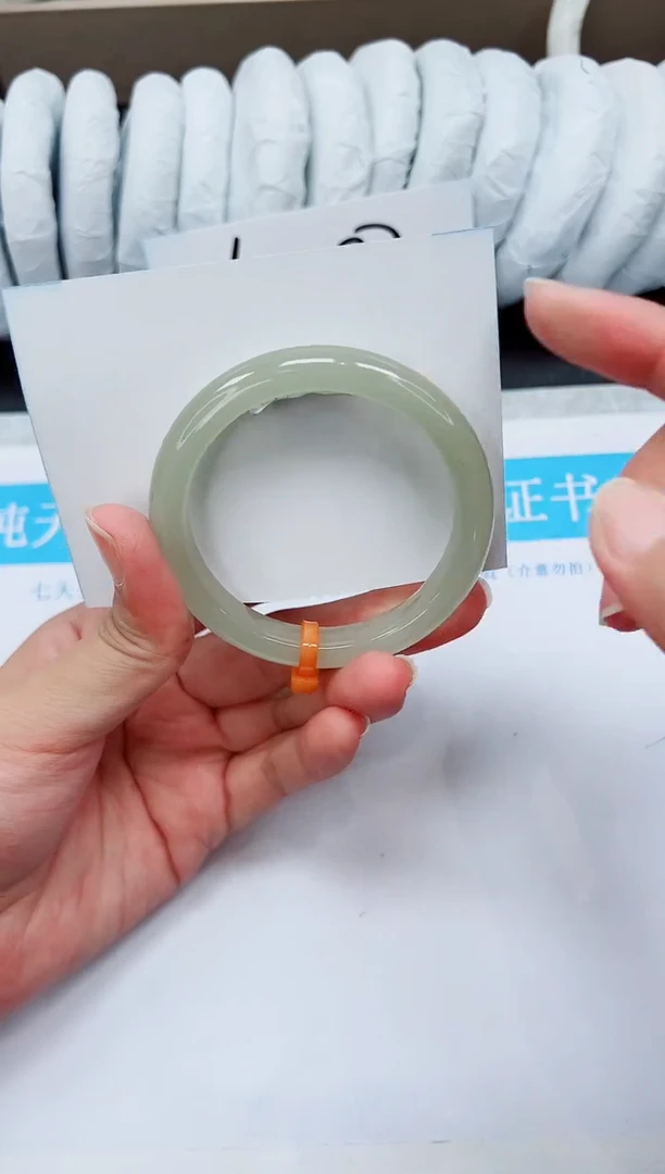 未镶嵌手镯石英质玉D61-53/54