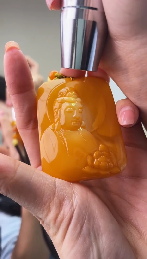 琥珀未镶嵌珠宝奇石T035微瑕假一罚十，多样性发一件