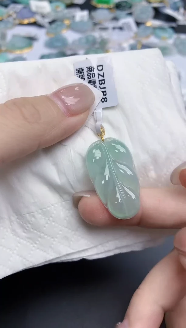 【闪购商品】翡翠颈饰18K金镶嵌天然缅甸翡翠A货