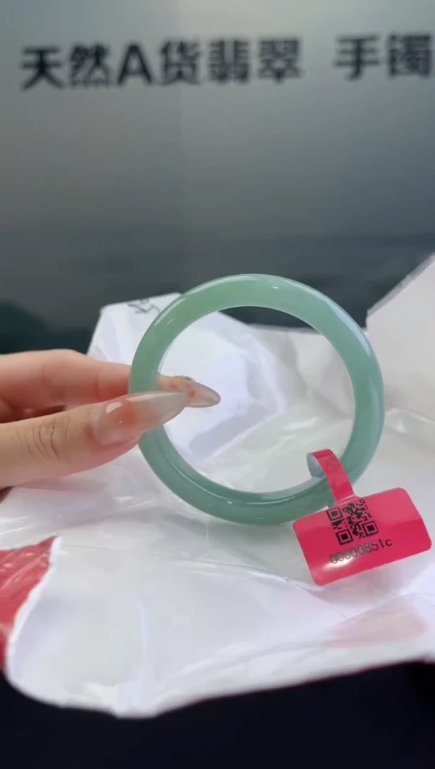 翡翠手镯未镶嵌翡翠手镯10