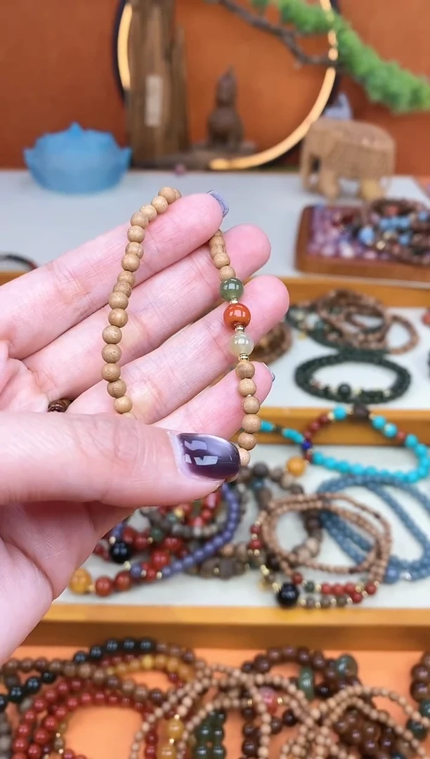 【闪购商品】檀香木手串未镶嵌单圈印度老山檀和田手串