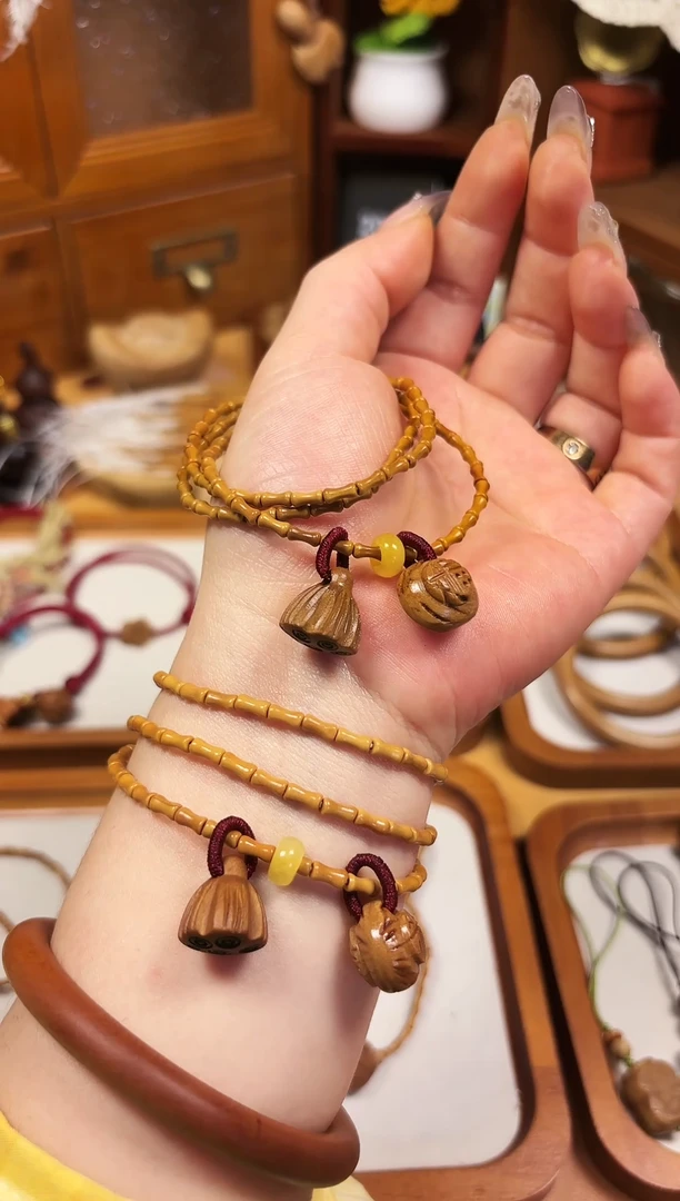 手串桃核三圈   竹节手串   福字加莲蓬 备注手围