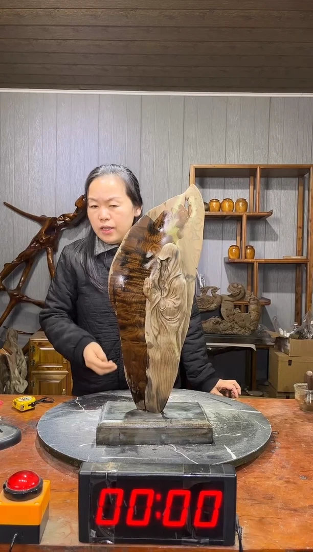 金丝楠只****?阴沉木无相佛摆件