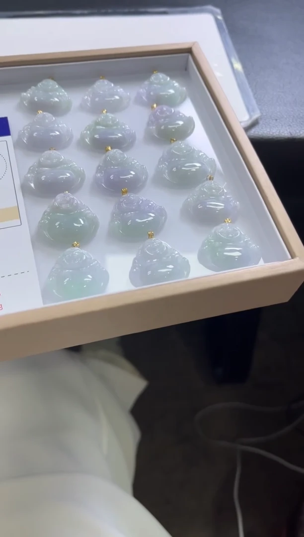 翡翠18K金镶嵌颈饰V313/多样性发一件/配绳子