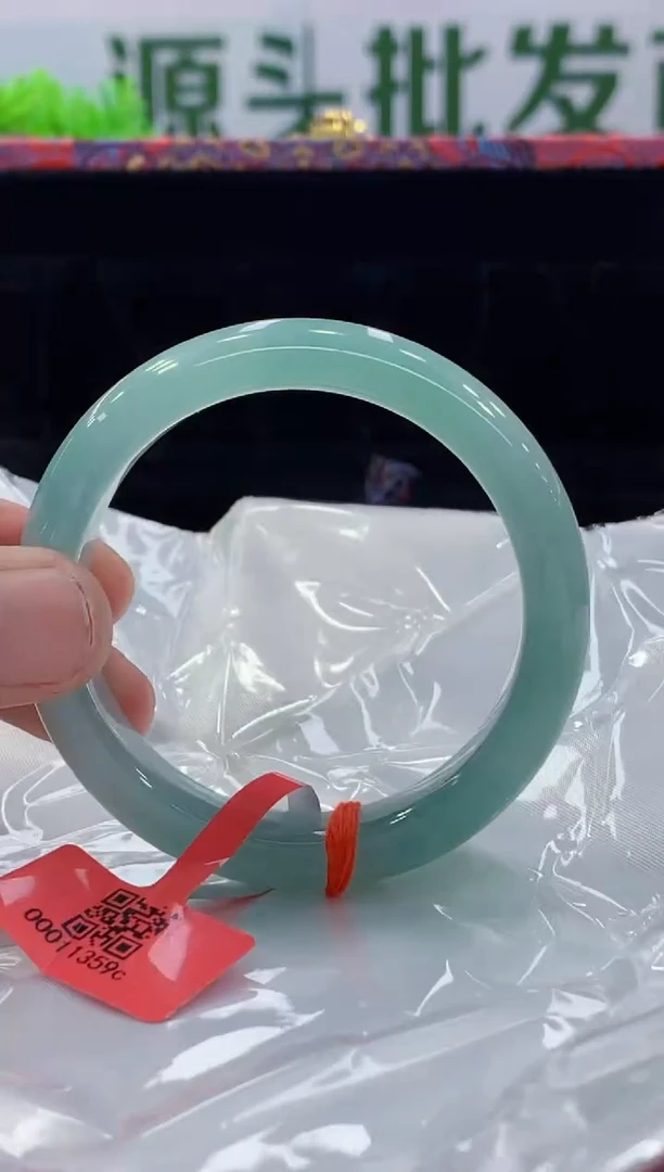 未镶嵌手镯翡翠翡翠手镯