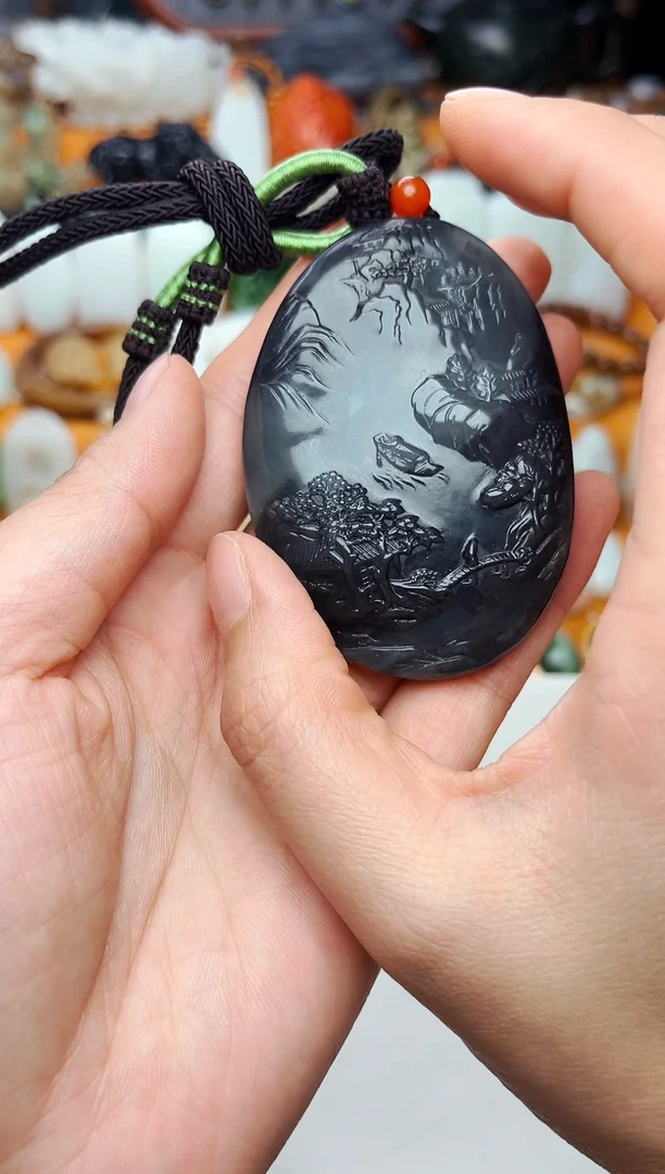 【闪购商品】和田玉颈饰未镶嵌山水