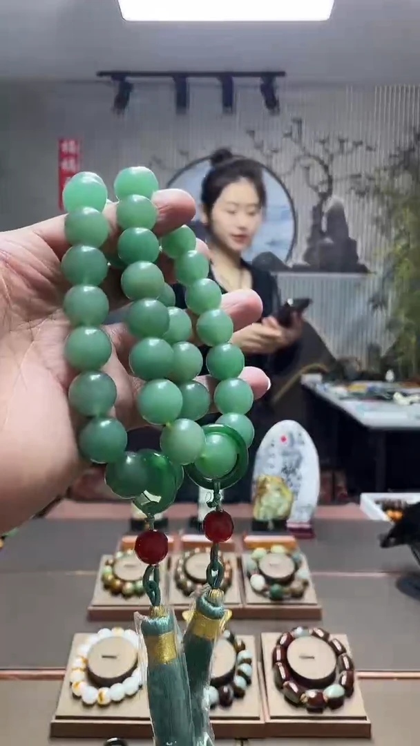【闪购商品】岫玉手串未镶嵌多样性发货任意一件
