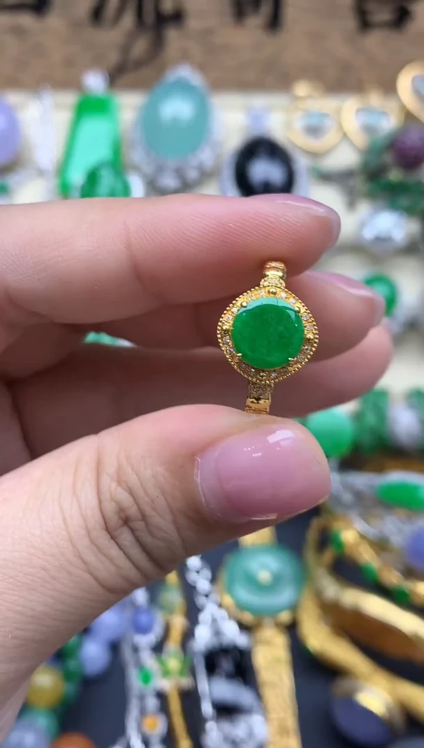【闪购商品】翡翠戒指18K金镶嵌440-中国好珍宝