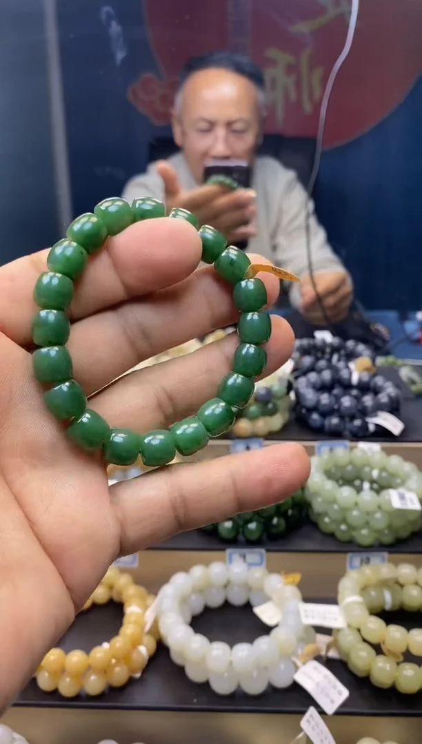 未镶嵌手链和田玉1